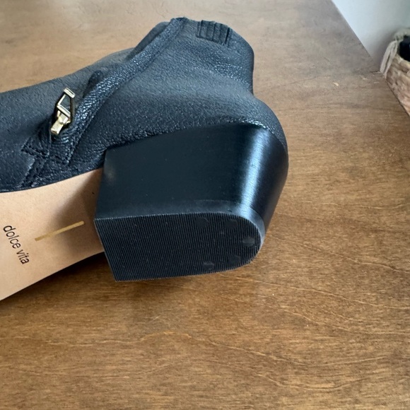 Dolce Vita Black Leather Pointed Toe Heeled Boots with Gold Trim - Picture 8 of 12